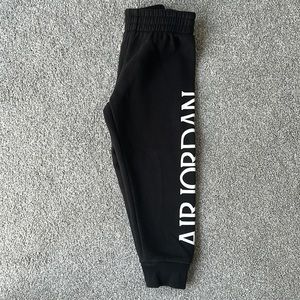 Toddler Jordan sweatpants size 3T in great condition